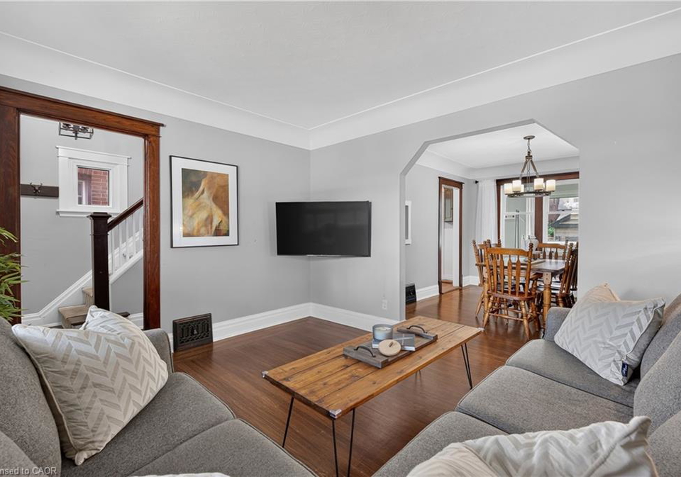147-melrose-avenue-n-hamilton-ontario-40852474