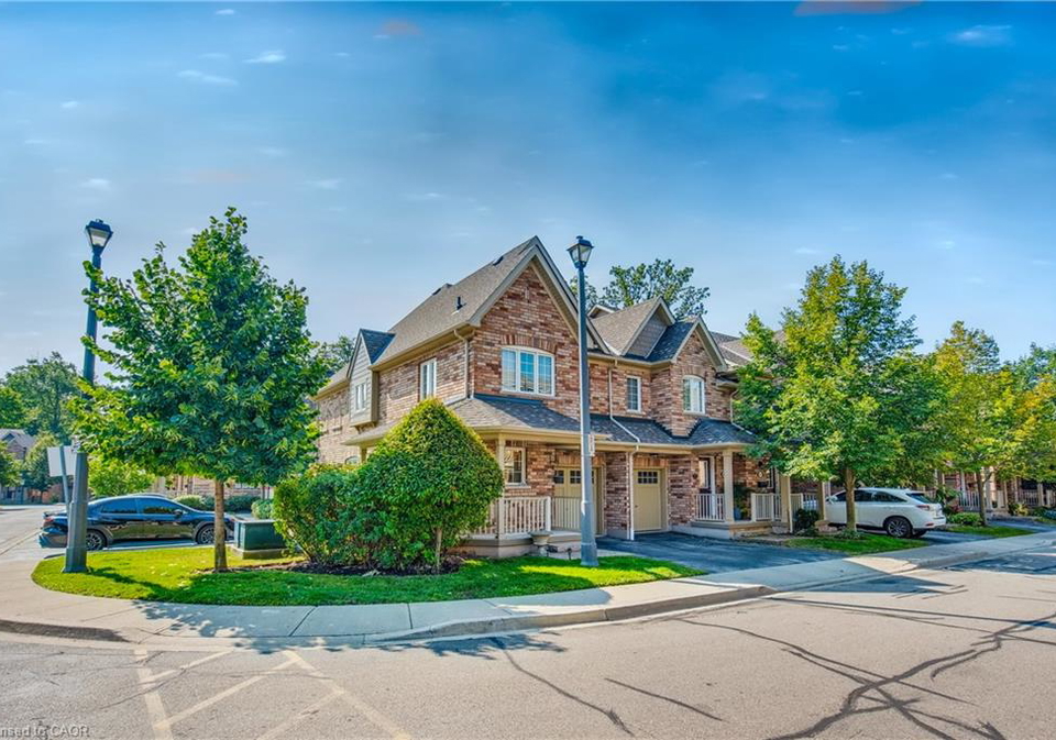 233-duskywing-way-oakville-ontario-40852489