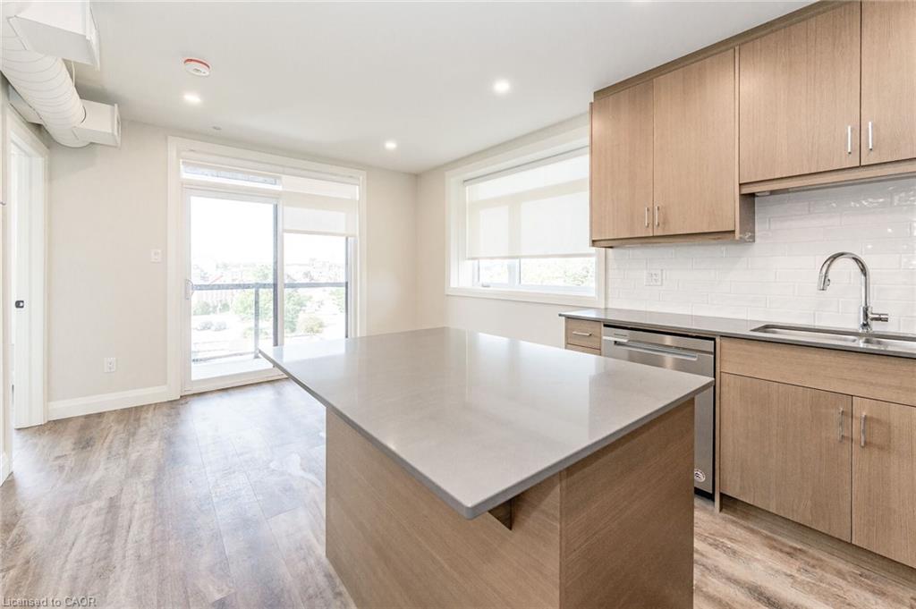 72-erb-street-e-waterloo-ontario-40852495