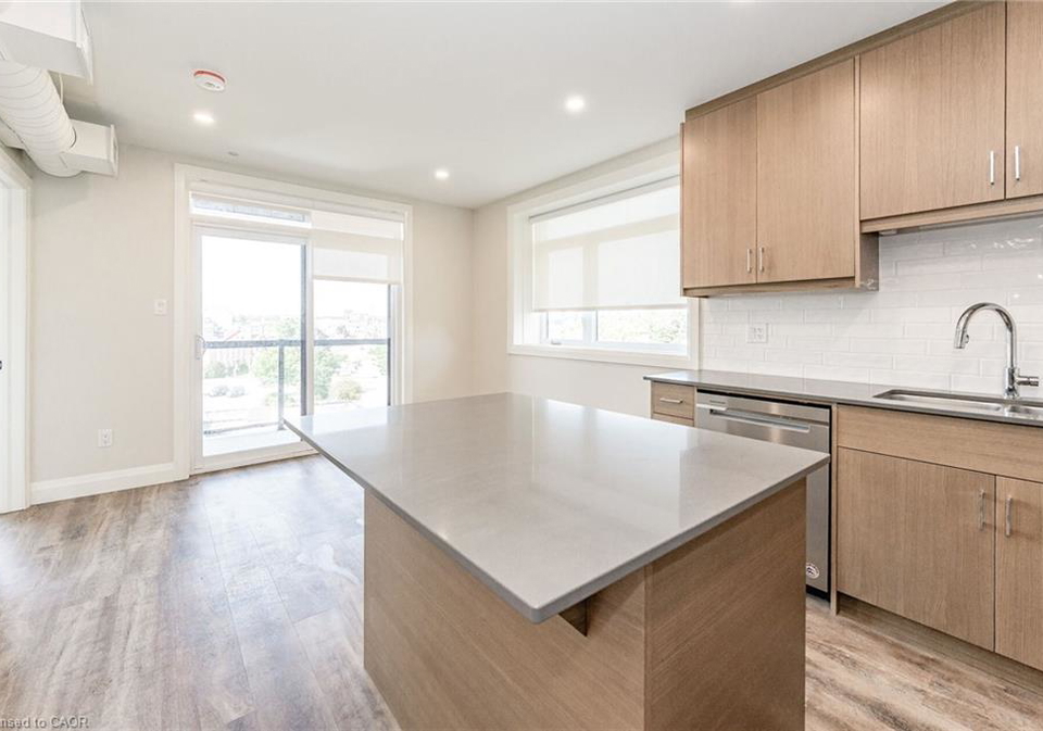 72-erb-street-e-waterloo-ontario-40852495
