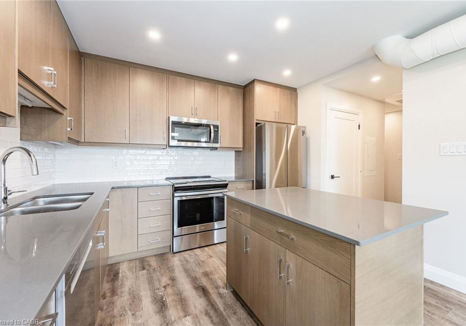 72-erb-street-e-waterloo-ontario-40852495