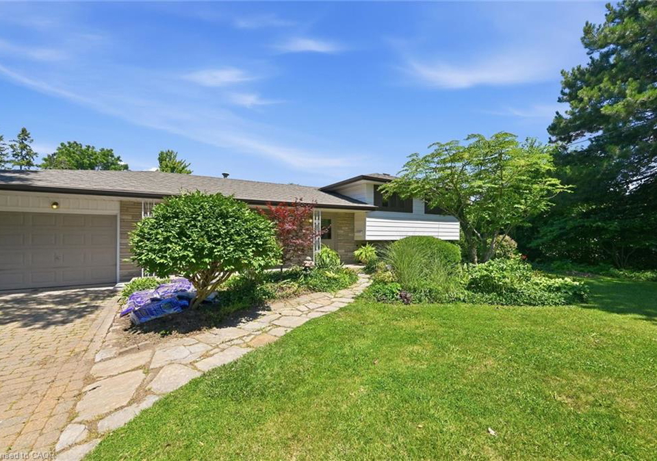 34-christopher-drive-hamilton-ontario-40852496