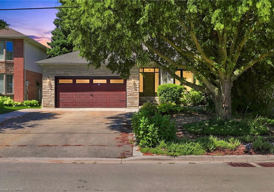 121-first-road-w-stoney-creek-ontario-40852524