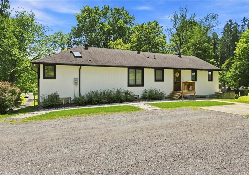 1095-governors-road-dundas-ontario-40852533