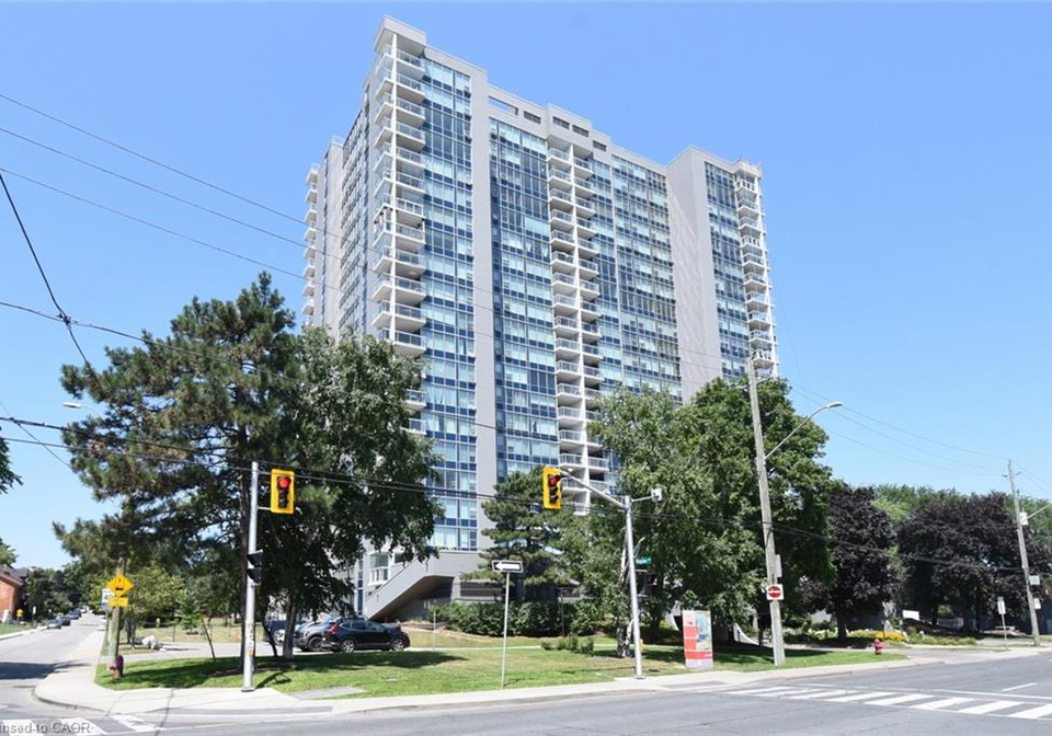 75-queen-street-n-hamilton-ontario-40852539