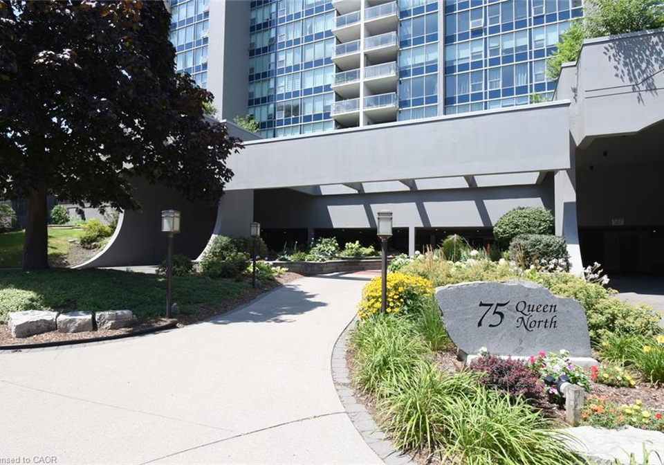 75-queen-street-n-hamilton-ontario-40852539