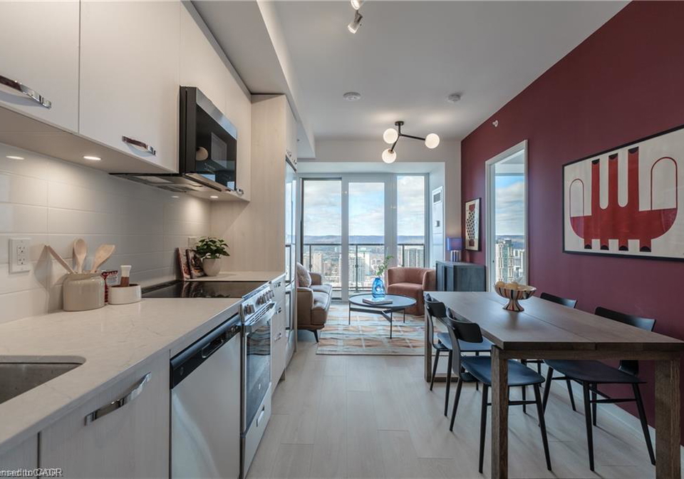 75-james-street-s-hamilton-ontario-40852540
