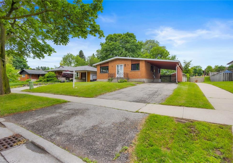 72-massey-avenue-kitchener-ontario-40852541