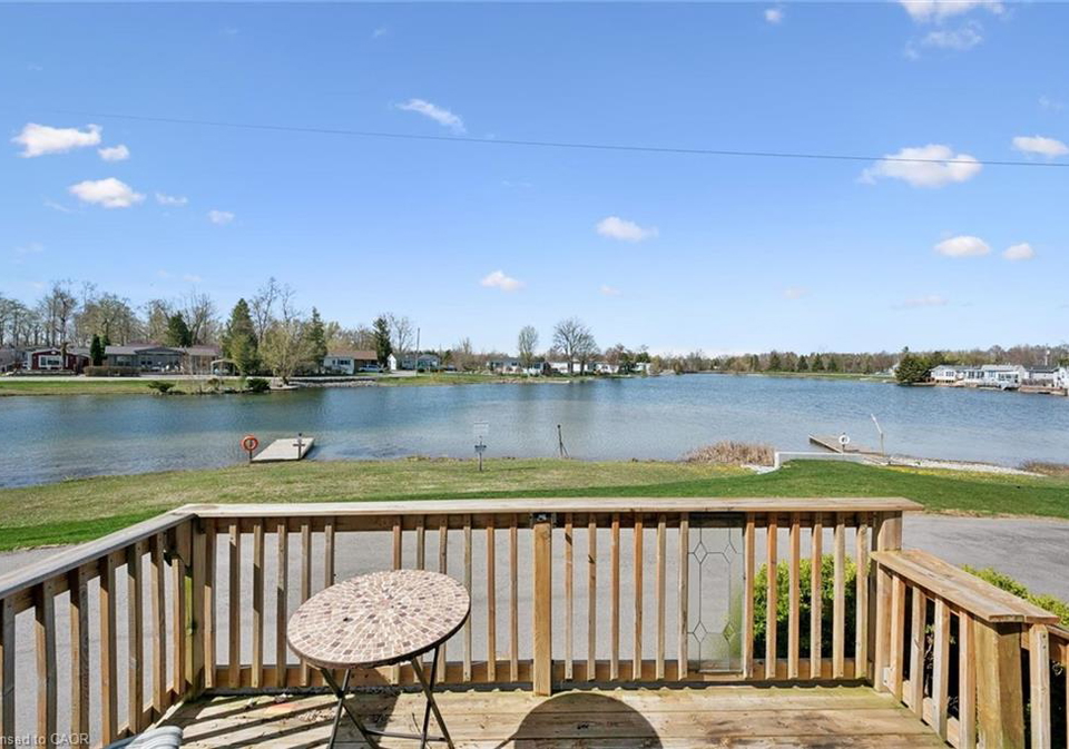 27-trillium-beach-drive-puslinch-ontario-40852547