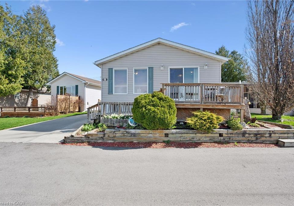 27-trillium-beach-drive-puslinch-ontario-40852547