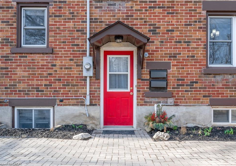 64-sheldon-avenue-n-kitchener-ontario-40852561