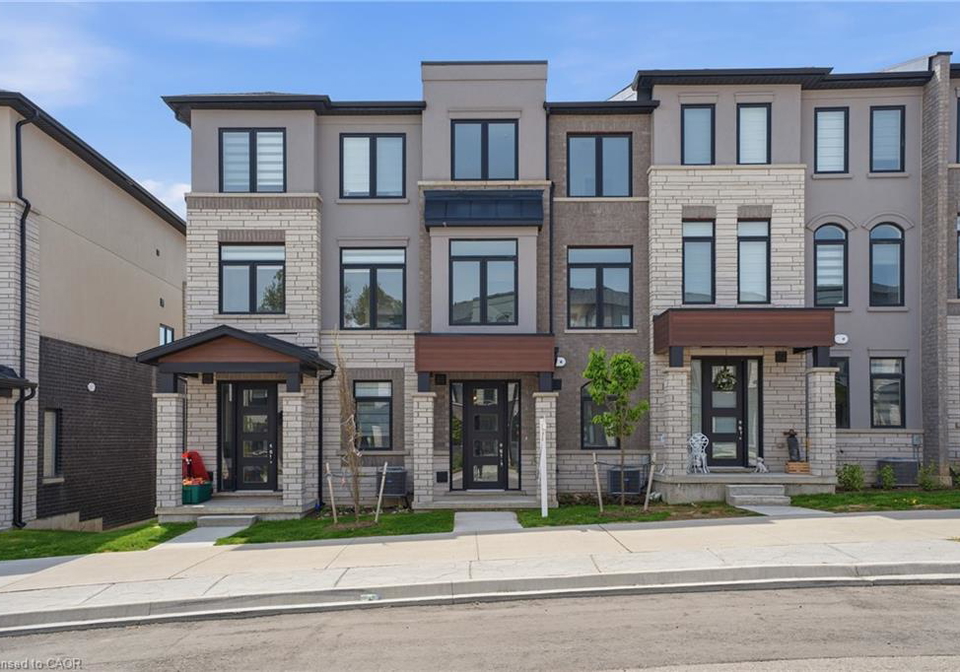 155-equestrian-way-cambridge-ontario-40852595