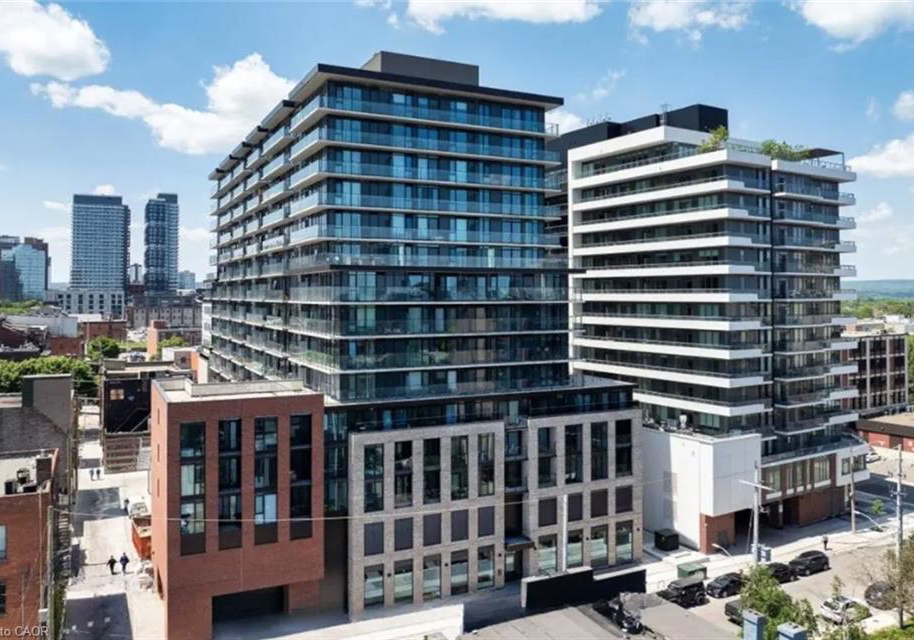 1-jarvis-street-hamilton-ontario-40852596