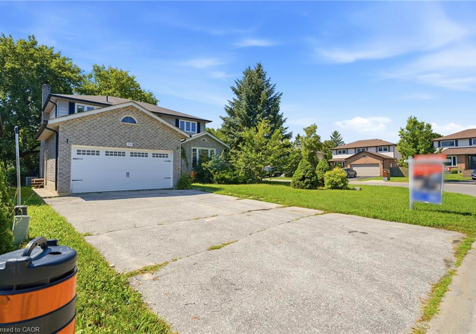39-camrose-drive-keswick-ontario-40852602
