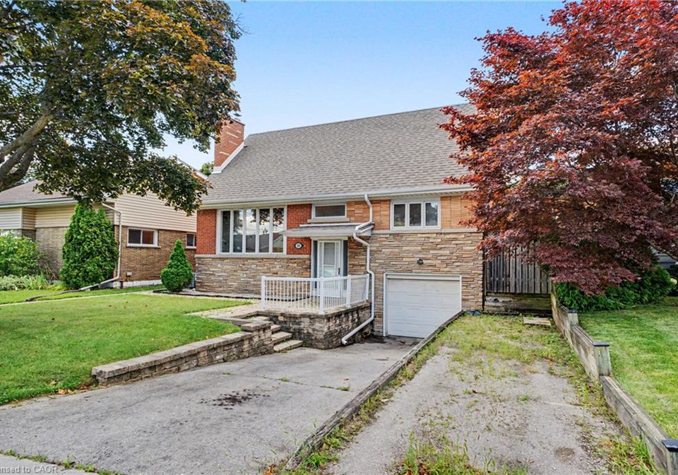100-hardale-crescent-hamilton-ontario-40852603