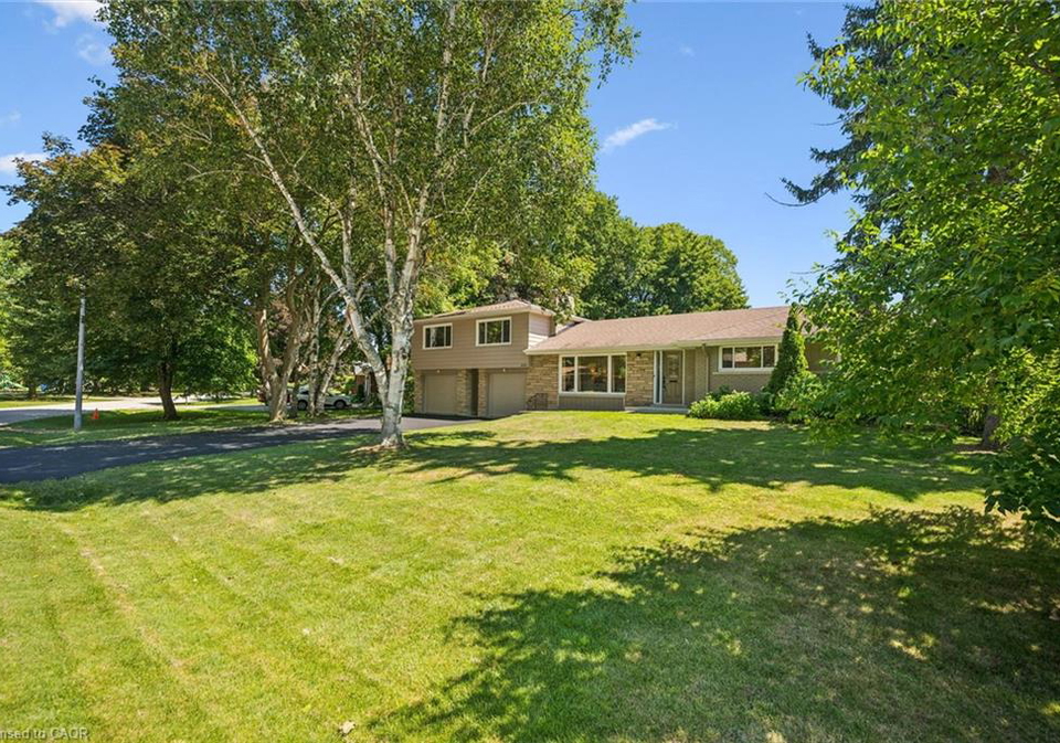 636-iroquois-avenue-ancaster-ontario-40852612