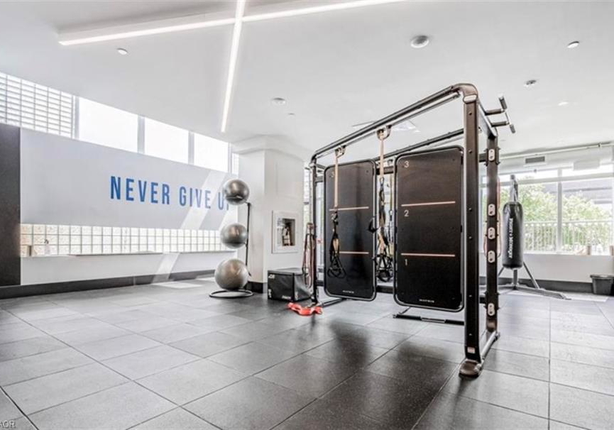 55-duke-street-kitchener-ontario-40852616