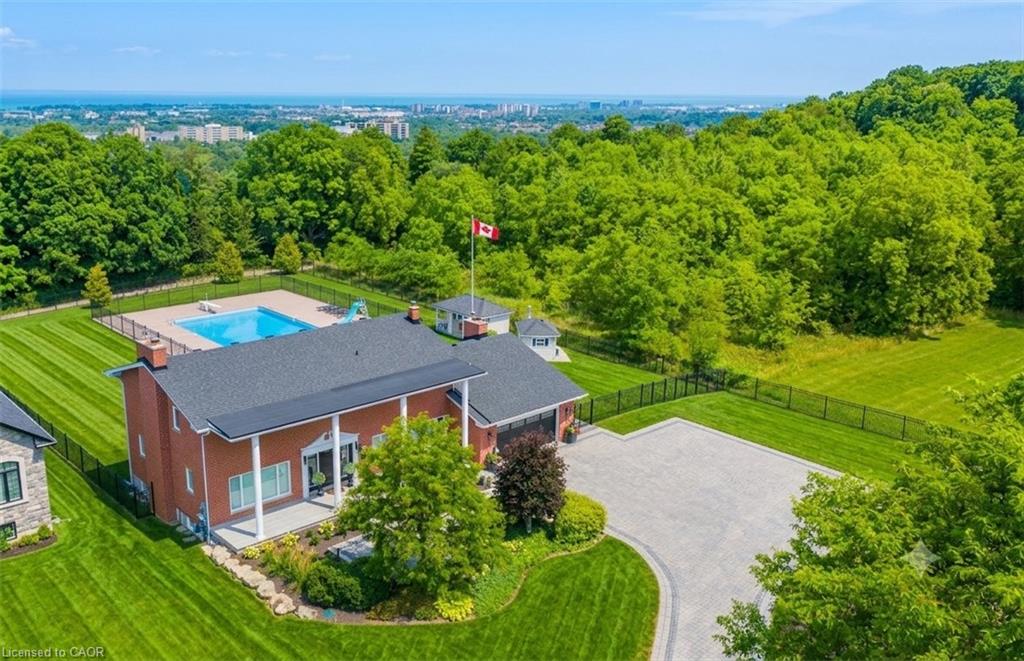 10-azalea-court-stoney-creek-ontario-40852666