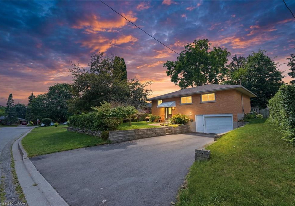 56-renwick-avenue-cambridge-ontario-40852693