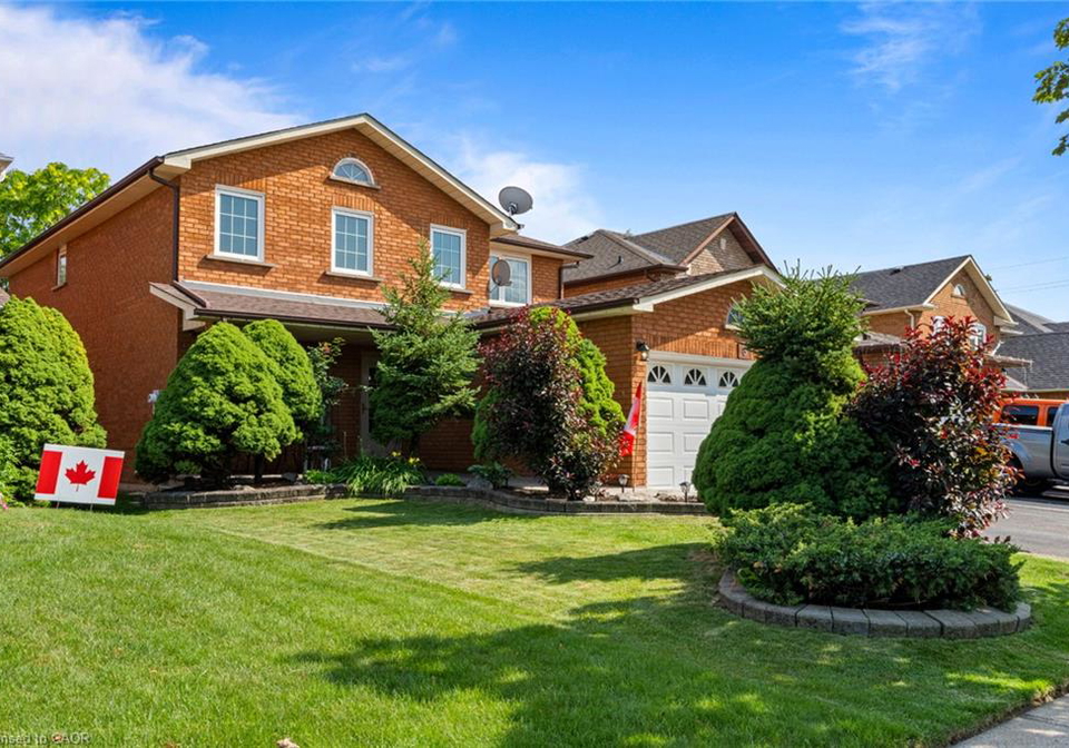 8-cochrane-avenue-brampton-ontario-40852713