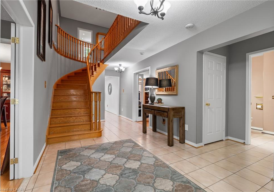 8-cochrane-avenue-brampton-ontario-40852713