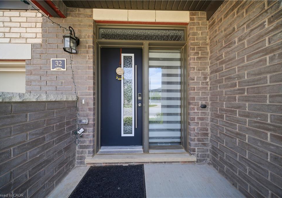 166-deerpath-drive-guelph-ontario-40852715