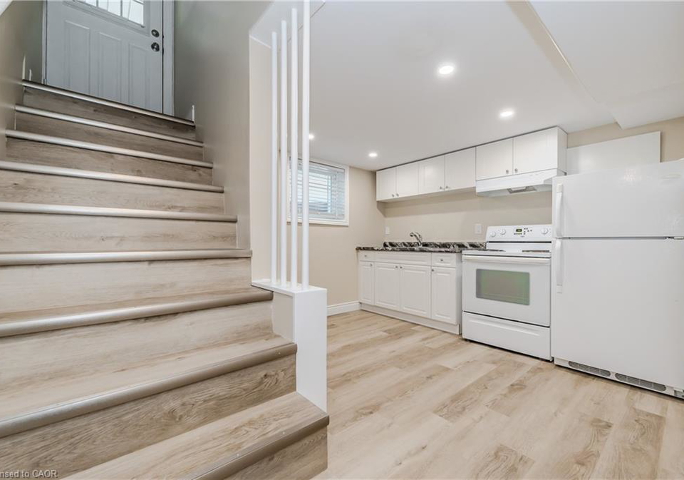 15-edinburgh-road-kitchener-ontario-40852723