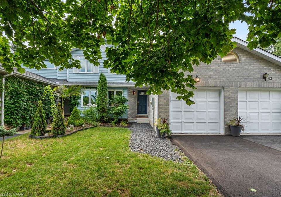45-freeman-crescent-simcoe-ontario-40852726