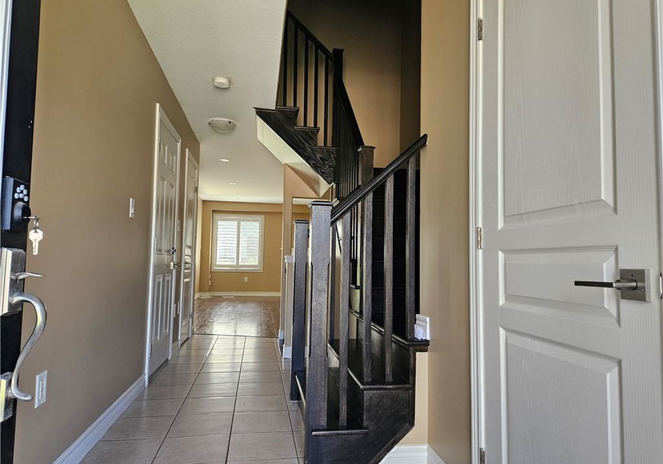 91-chamomile-drive-hamilton-ontario-40852732