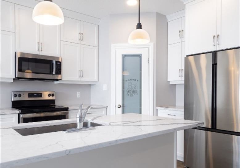 280-keeso-lane-north-perth-ontario-40852763