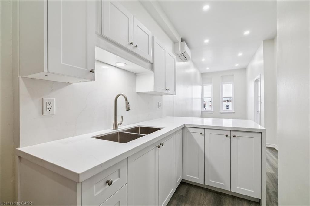 68-peel-street-simcoe-ontario-40852795