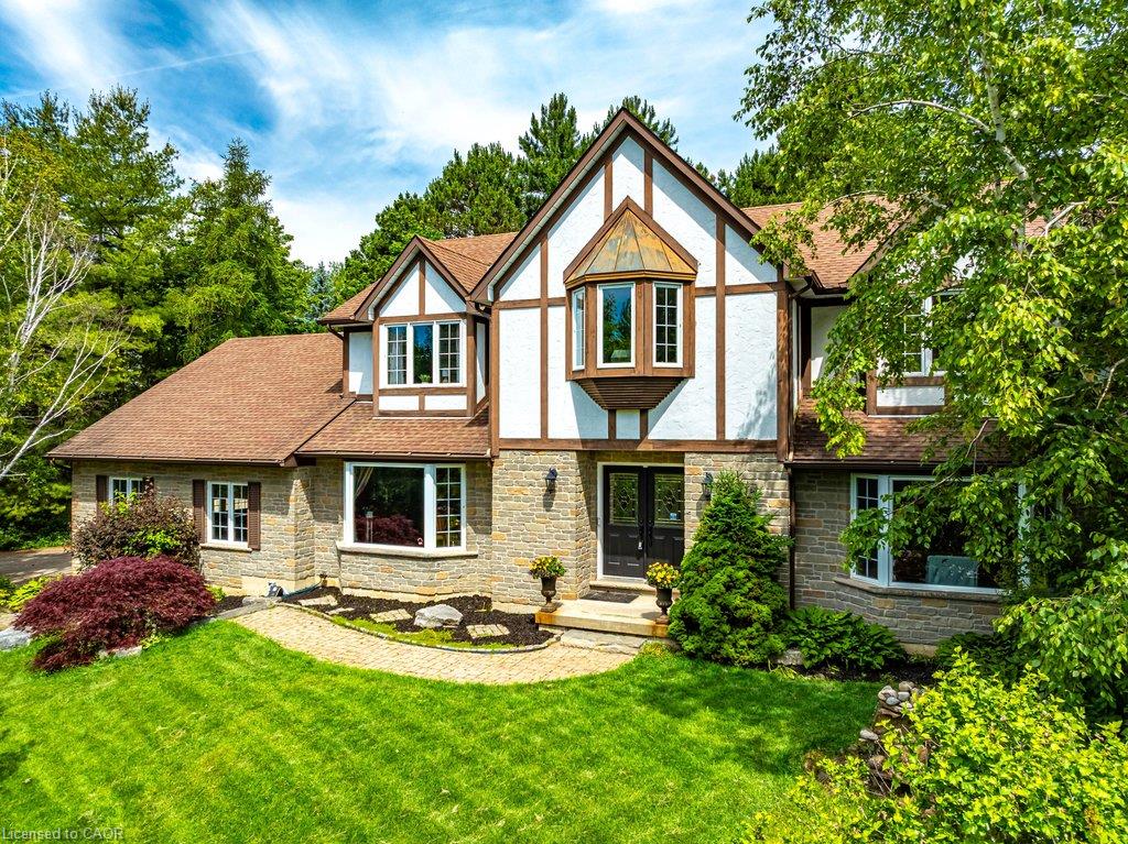 1-kusins-court-dundas-ontario-40852799