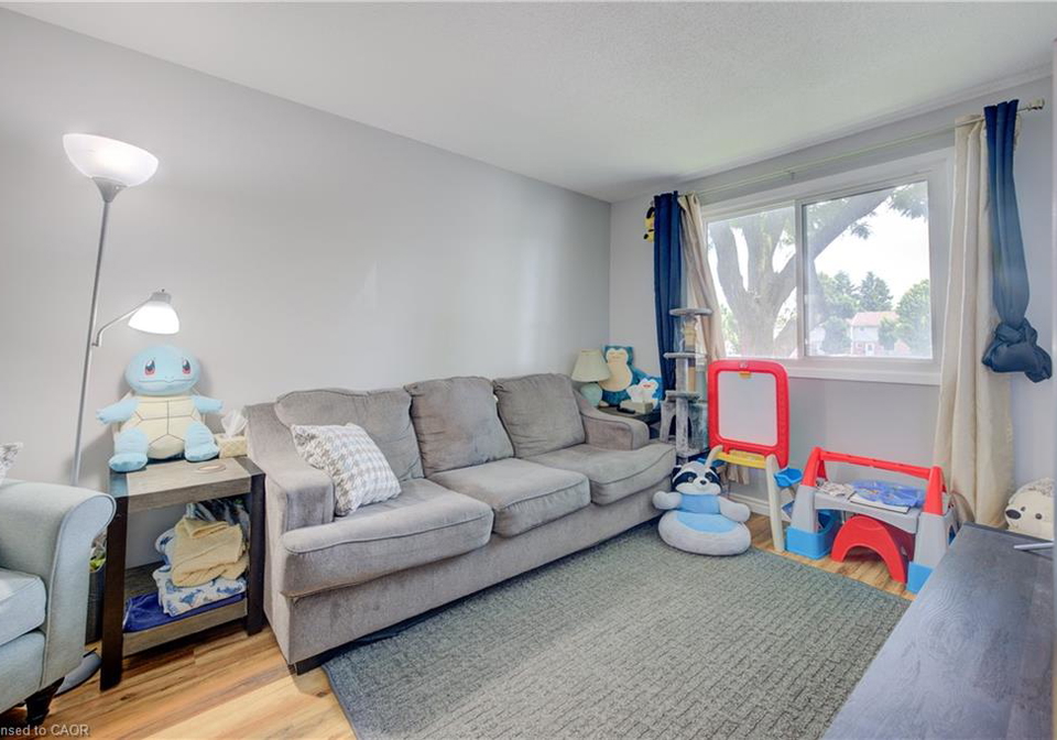 486-springbank-street-woodstock-ontario-40852803