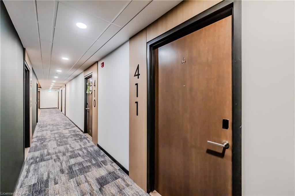 101-golden-eagle-road-waterloo-ontario-40852806