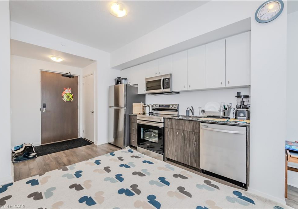 101-golden-eagle-road-waterloo-ontario-40852806