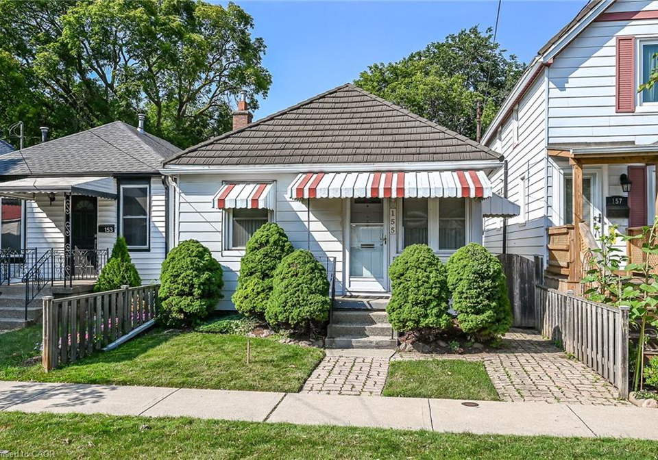 155-newlands-avenue-hamilton-ontario-40852808