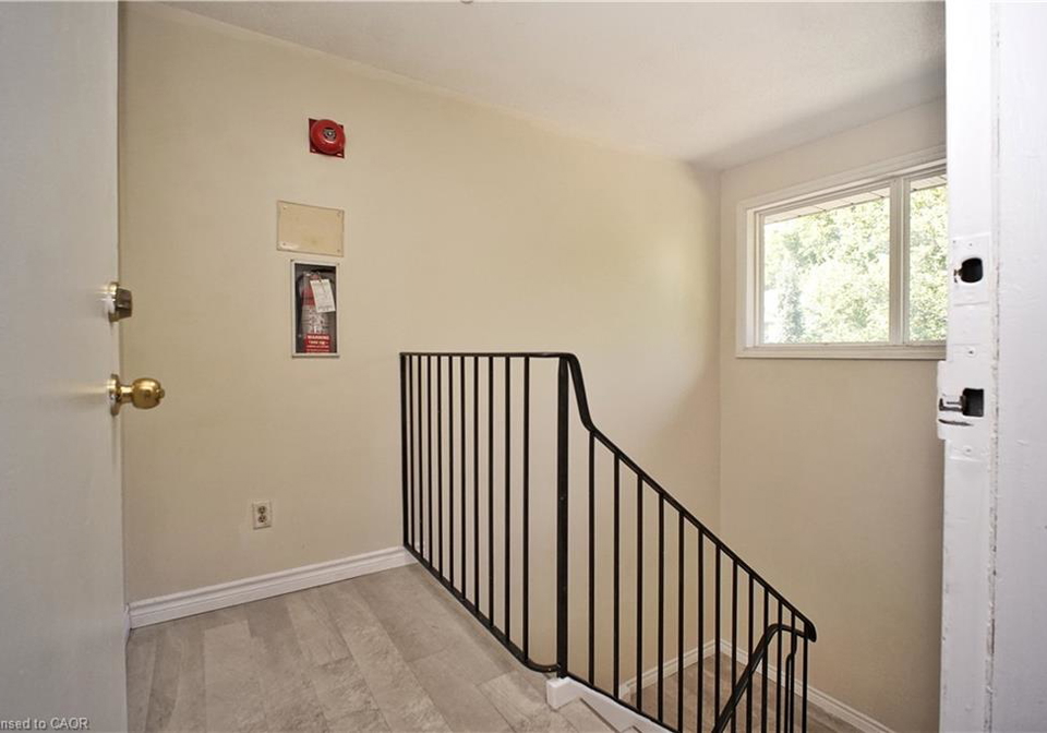 119-cedar-street-s-kitchener-ontario-40852809