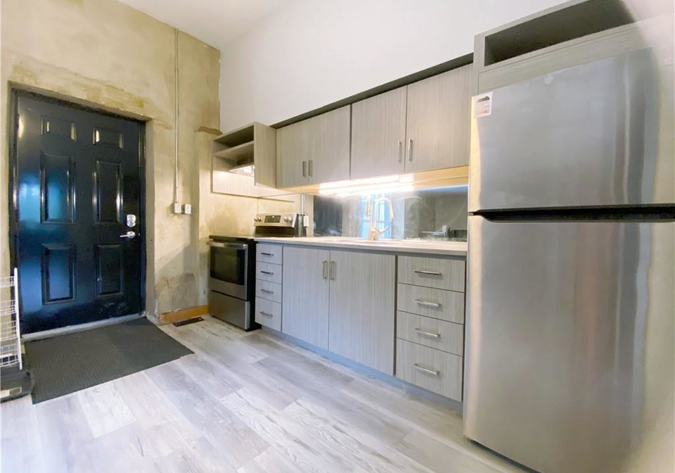 12-bridgeport-road-e-waterloo-ontario-40852839