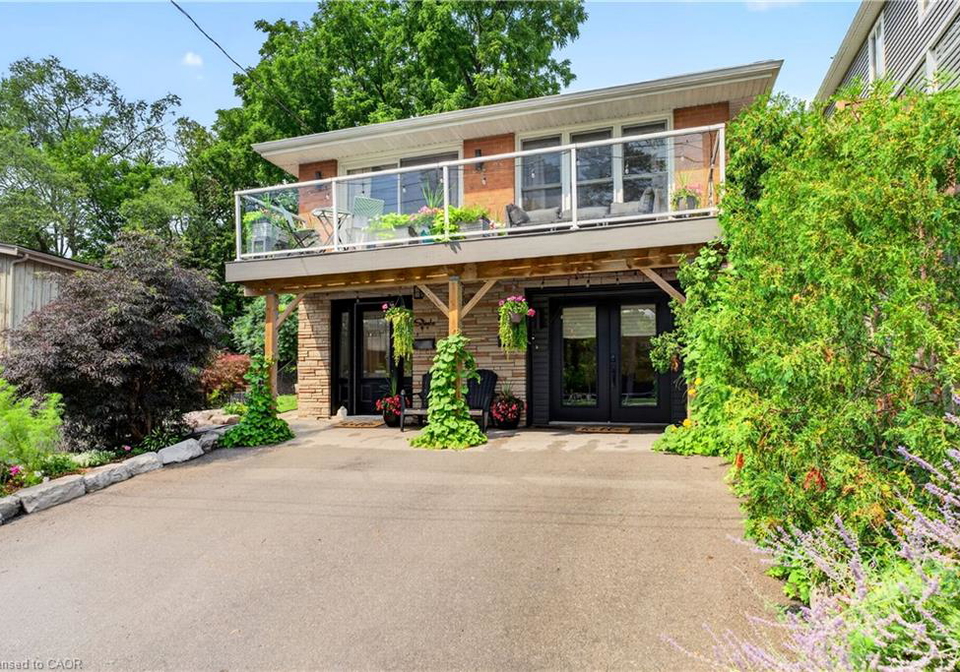 592-aberdeen-avenue-hamilton-ontario-40852841