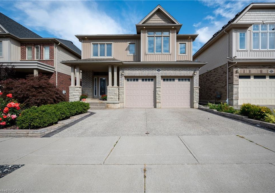 299-moorlands-crescent-kitchener-ontario-40852861