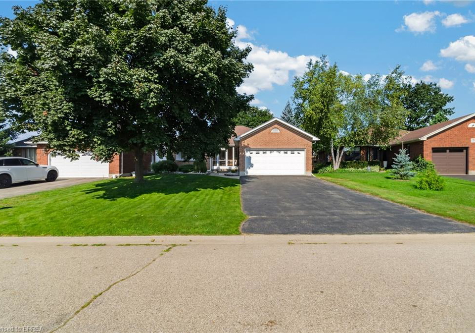 3-harvey-court-brantford-ontario-40852863