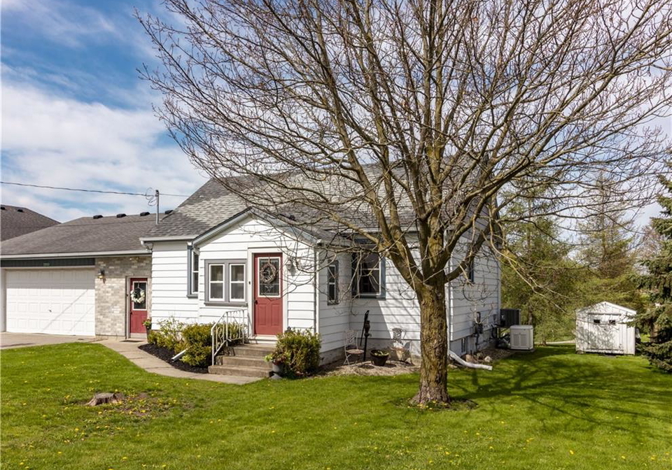 3988-galt-street-shakespeare-ontario-40852868