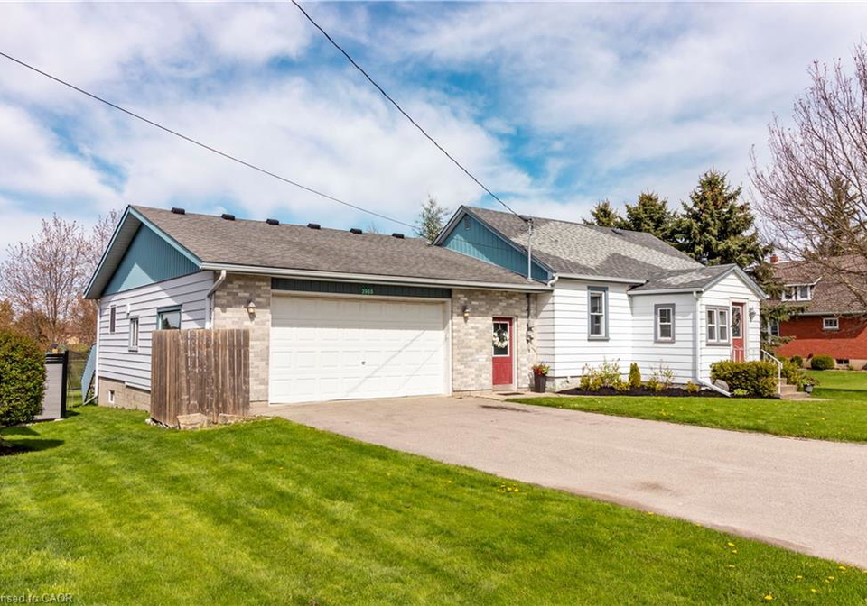 3988-galt-street-shakespeare-ontario-40852868
