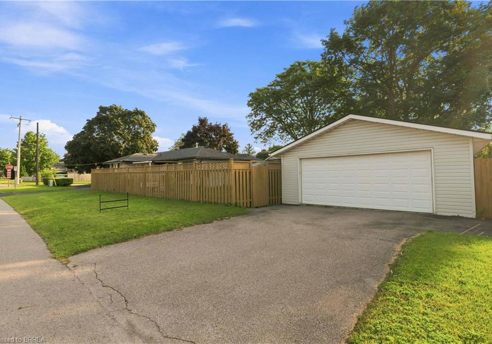 46-fairview-drive-brantford-ontario-40852871