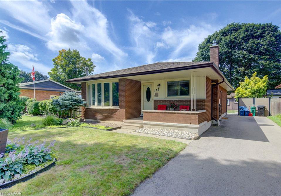144-holborn-drive-kitchener-ontario-40852882