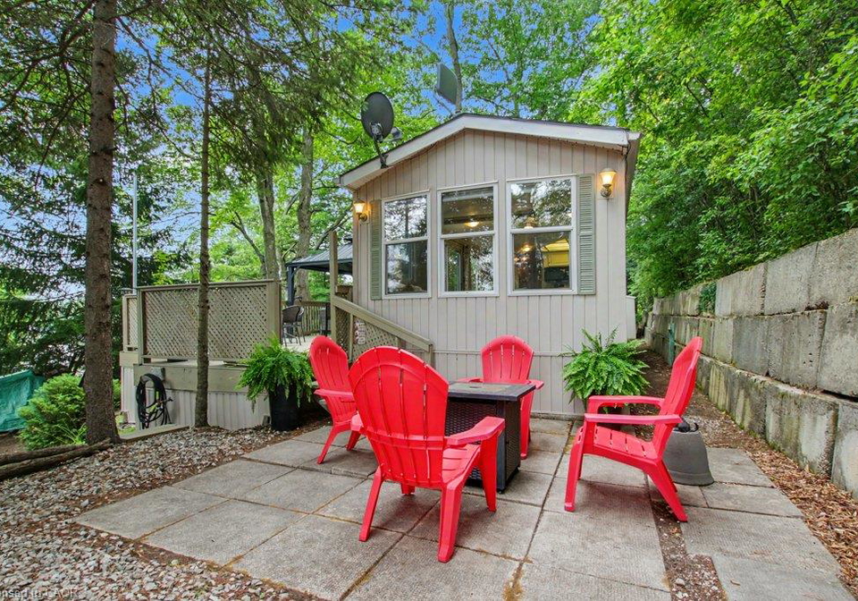 673-brant-waterloo-road-ayr-ontario-40852889