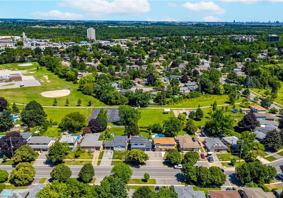 357-delrex-boulevard-georgetown-ontario-40852902