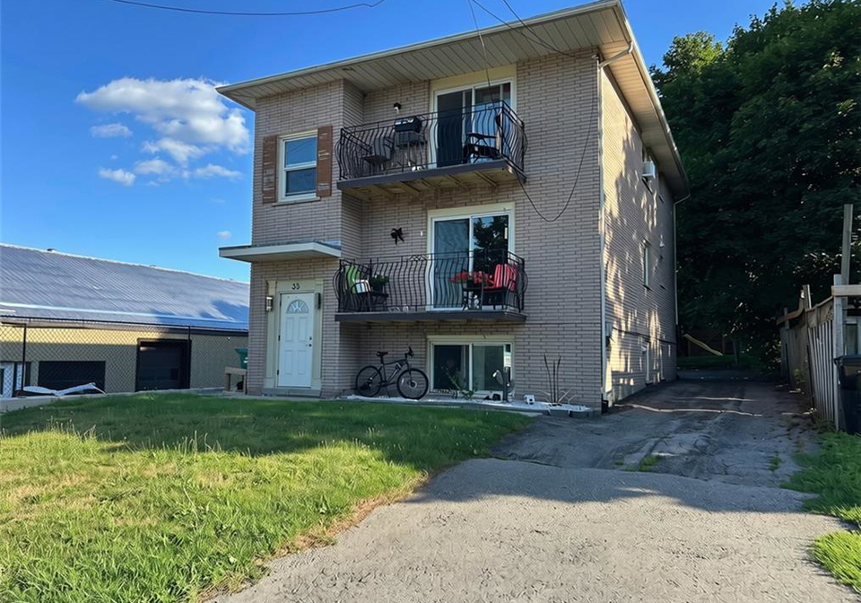 35-mill-street-elmira-ontario-40852923