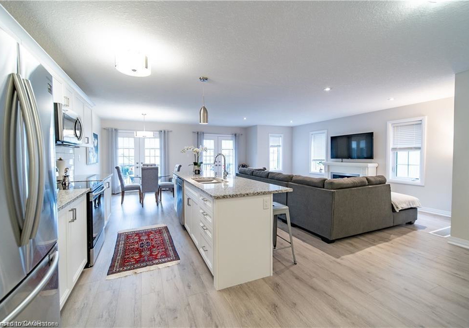 115-south-creek-drive-kitchener-ontario-40852924