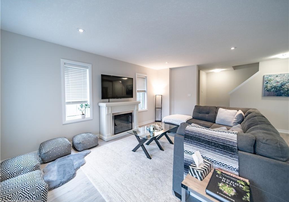 115-south-creek-drive-kitchener-ontario-40852924